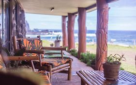 Cabanas & Hostal Tojika